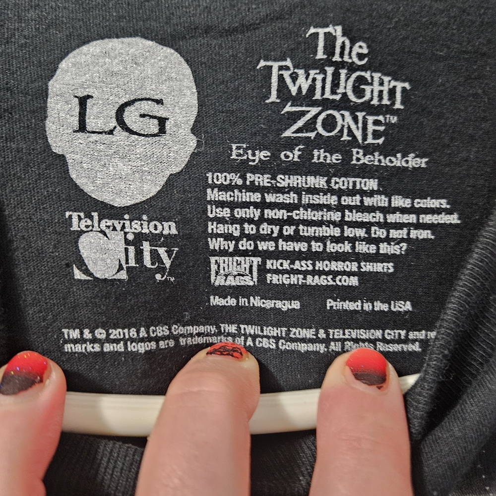The Twilight Zone Fright Rags Graphic Men’s T-Shirt - Picture 3 of 3